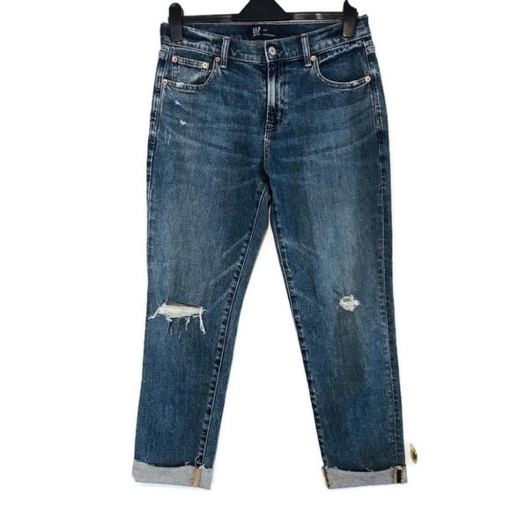 GAP Denim Distressed Girlfriend Jeans Women’s Size 4 27 Relaxed Fit Size 4 27